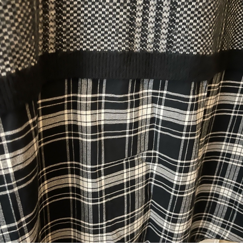 Soft Joie Black and White Long Sleeve Mixed Media Sweater Dress, Small - Picture 7 of 13